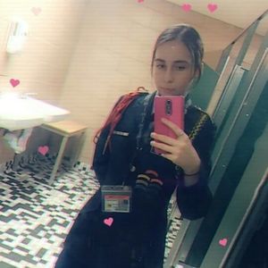 Meet your Posher, Carolina